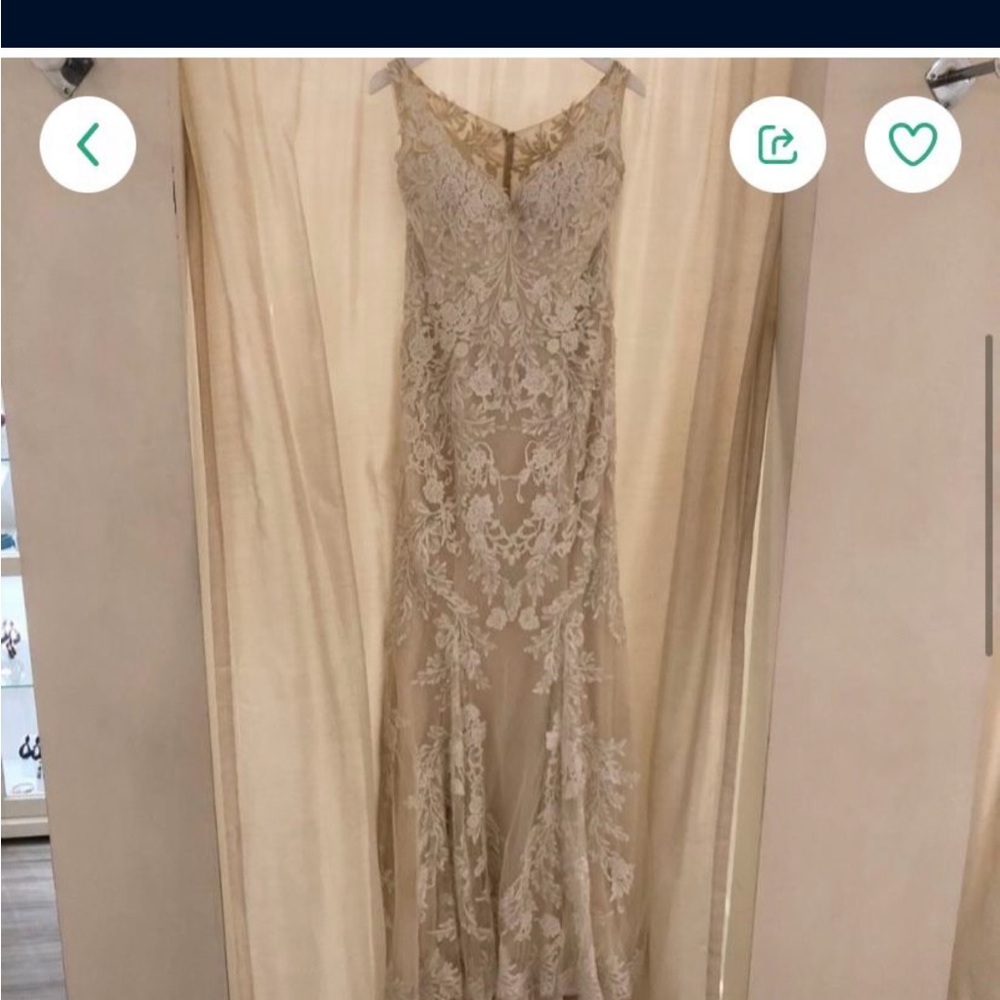 🛍️ Elegant White Lace Wedding Dress - Picture 2 of 6